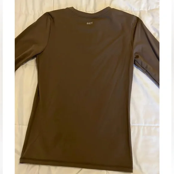 set active truffle airluxe breathe long sleeve - Picture 2 of 5